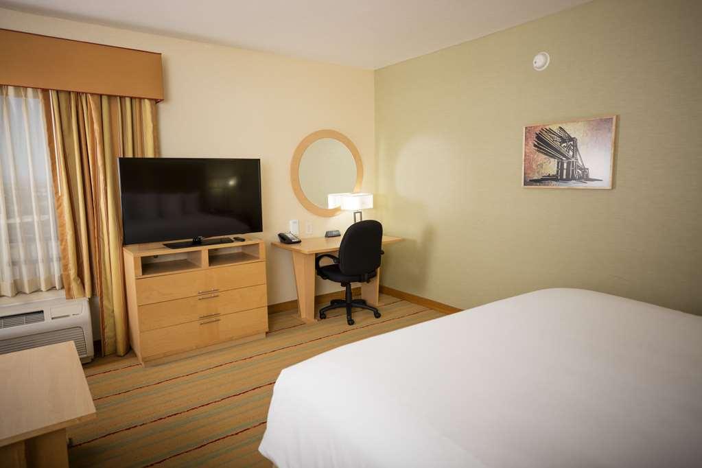 Radisson Hotel Yuma Room photo